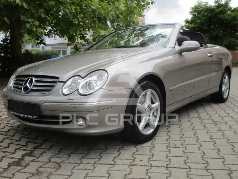 2004 Mercedes Benz CLK 320
