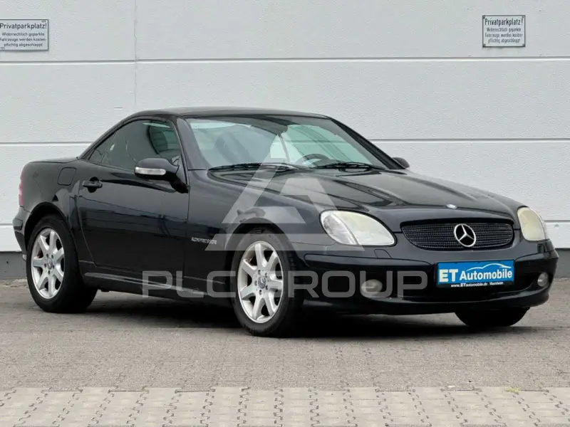 2004 Mercedes Benz SLK 230