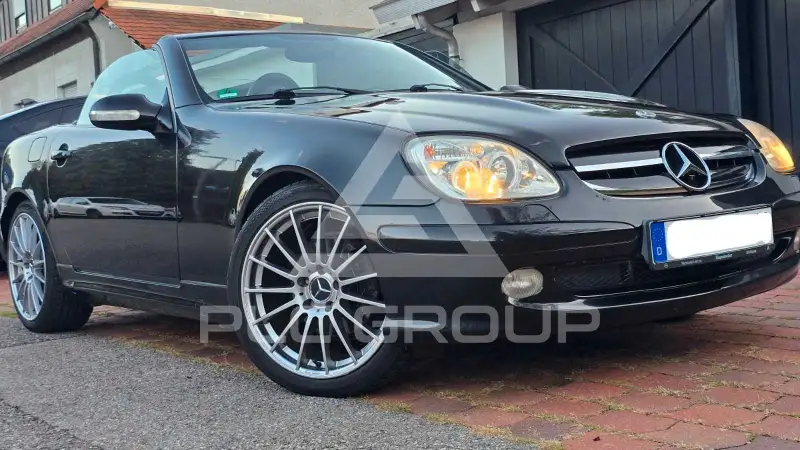 2004 Mercedes Benz SLK 230