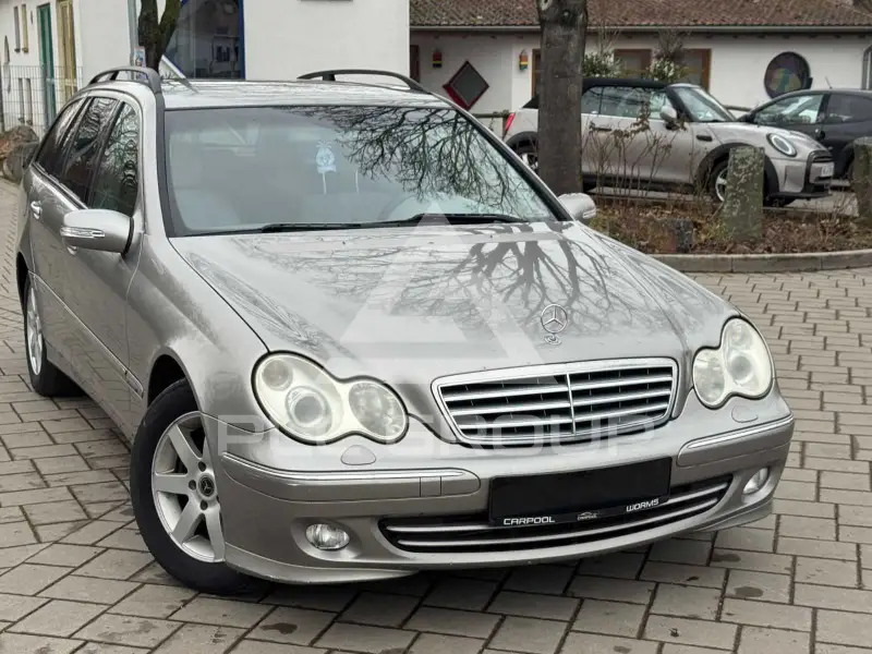 2004 Mercedes Benz C 220