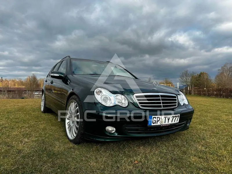 2004 Mercedes Benz C 220