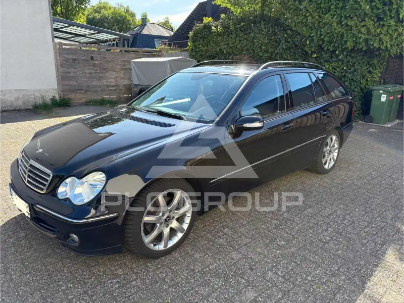 2004 Mercedes Benz C 220
