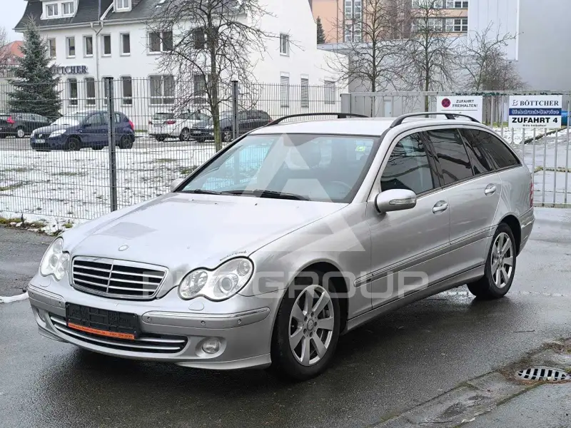 2004 Mercedes Benz C 220
