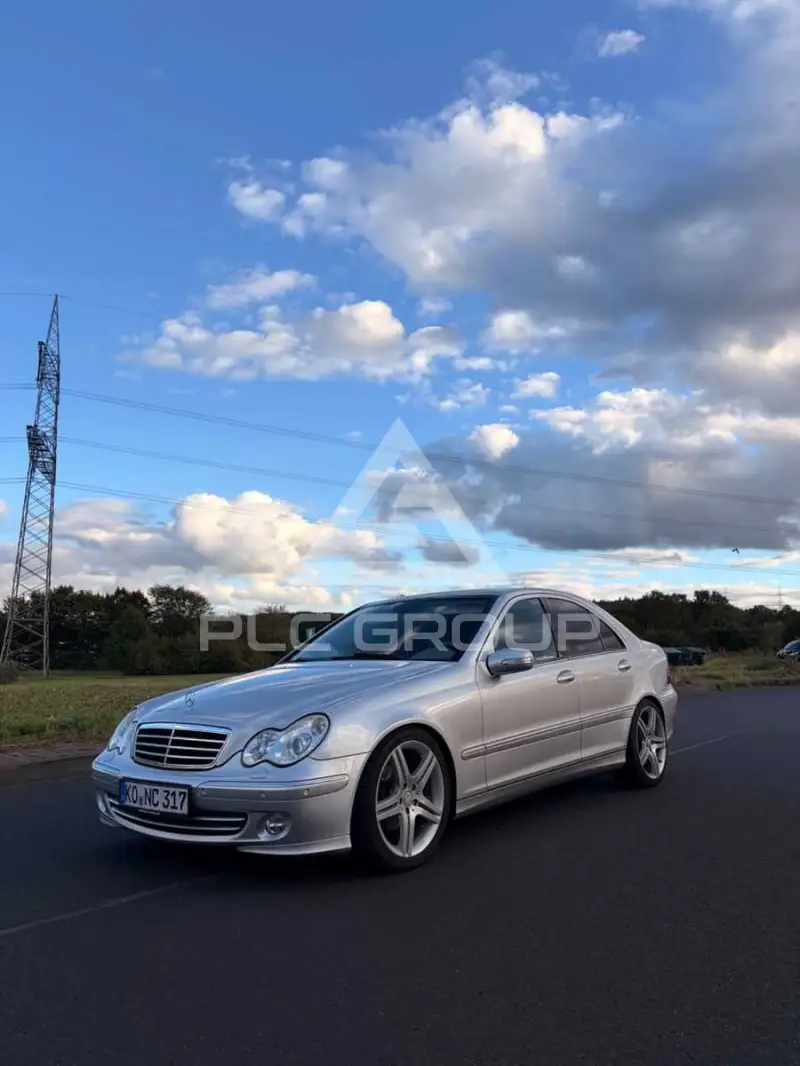 2004 Mercedes Benz C 220
