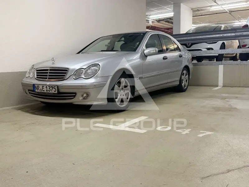 2004 Mercedes Benz C 220
