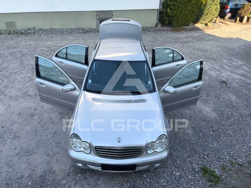 2004 Mercedes Benz C 220