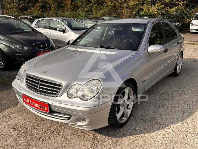 2004 Mercedes Benz C 220