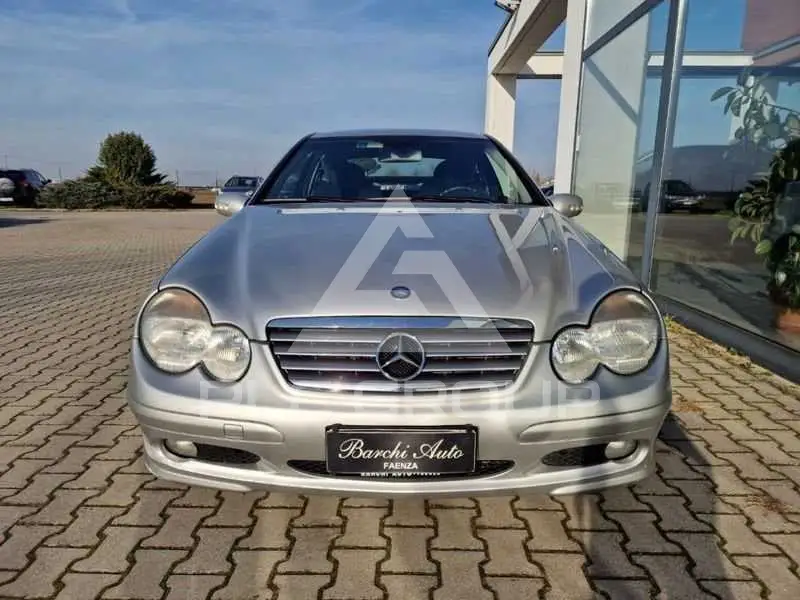 2004 Mercedes Benz C 220