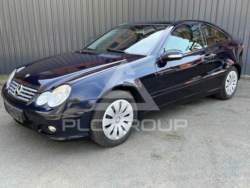 2004 Mercedes Benz C 220