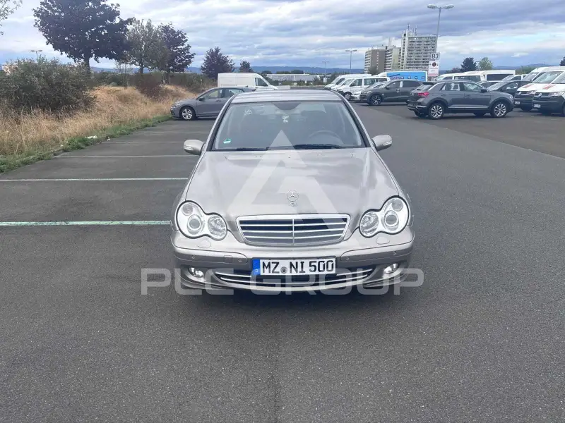 2004 Mercedes Benz C 220