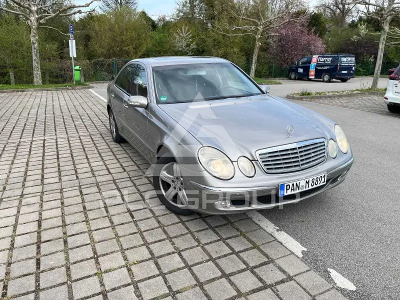 2004 Mercedes Benz E 200
