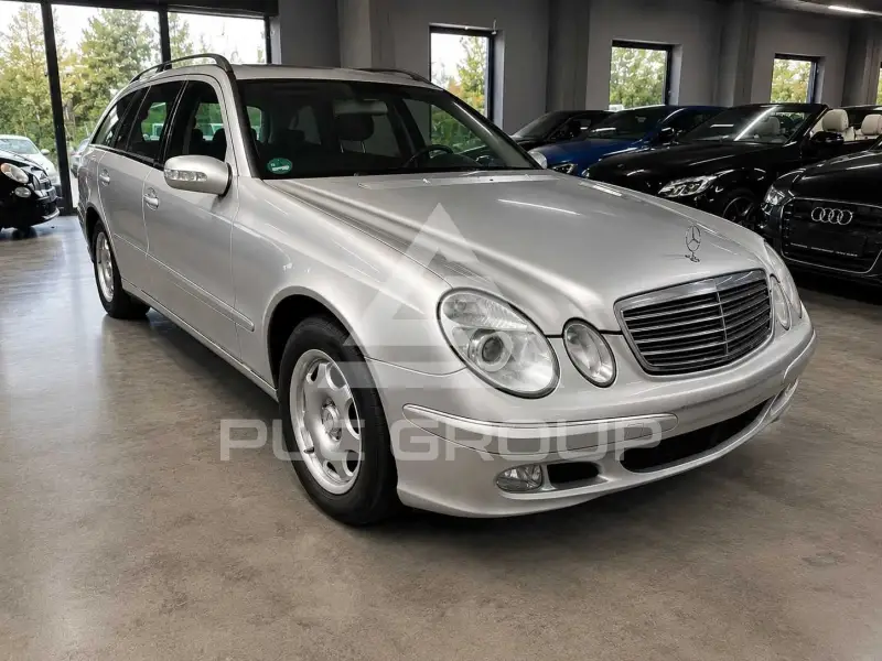 2004 Mercedes Benz E 200