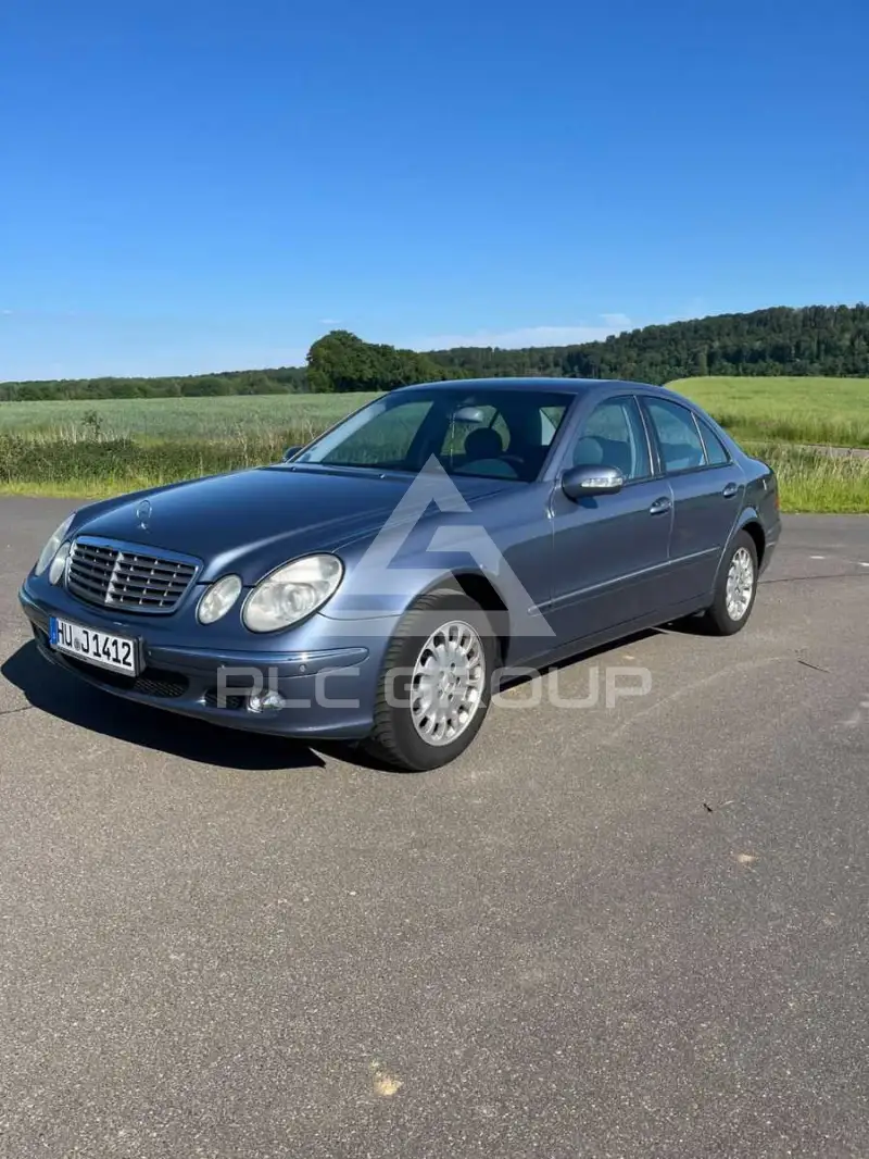 2004 Mercedes Benz E 200