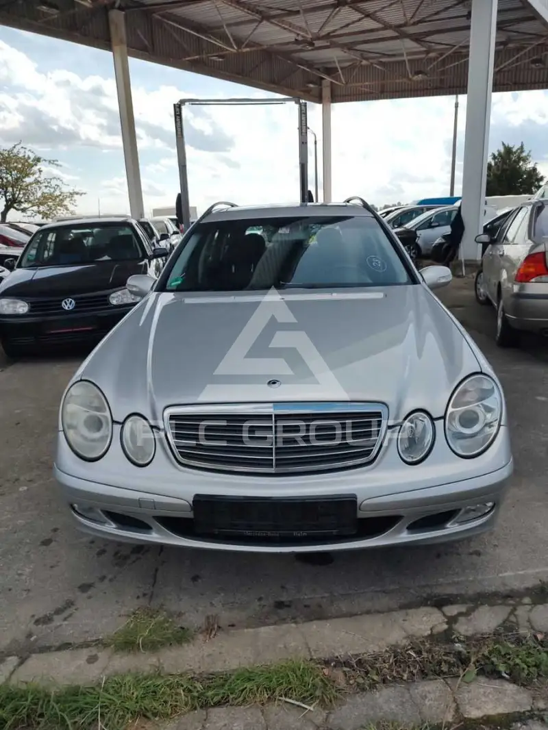 2004 Mercedes Benz E 200
