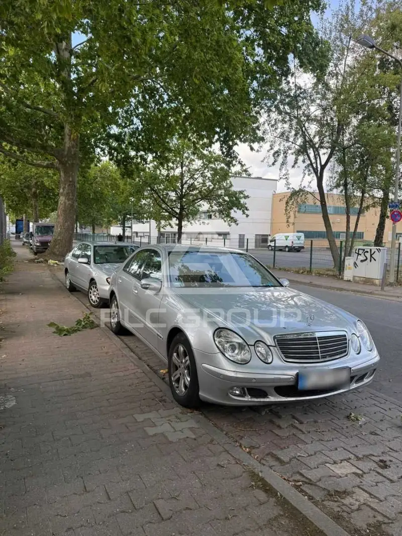 2004 Mercedes Benz E 200