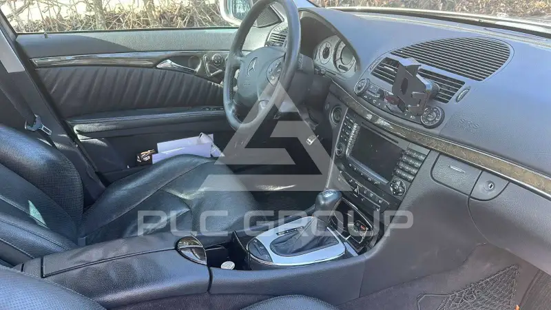 2004 Mercedes Benz E 200