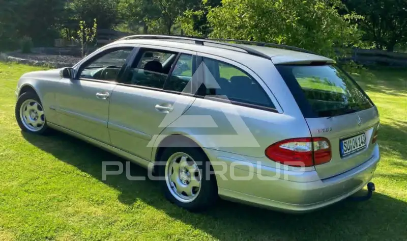 2004 Mercedes Benz E 200