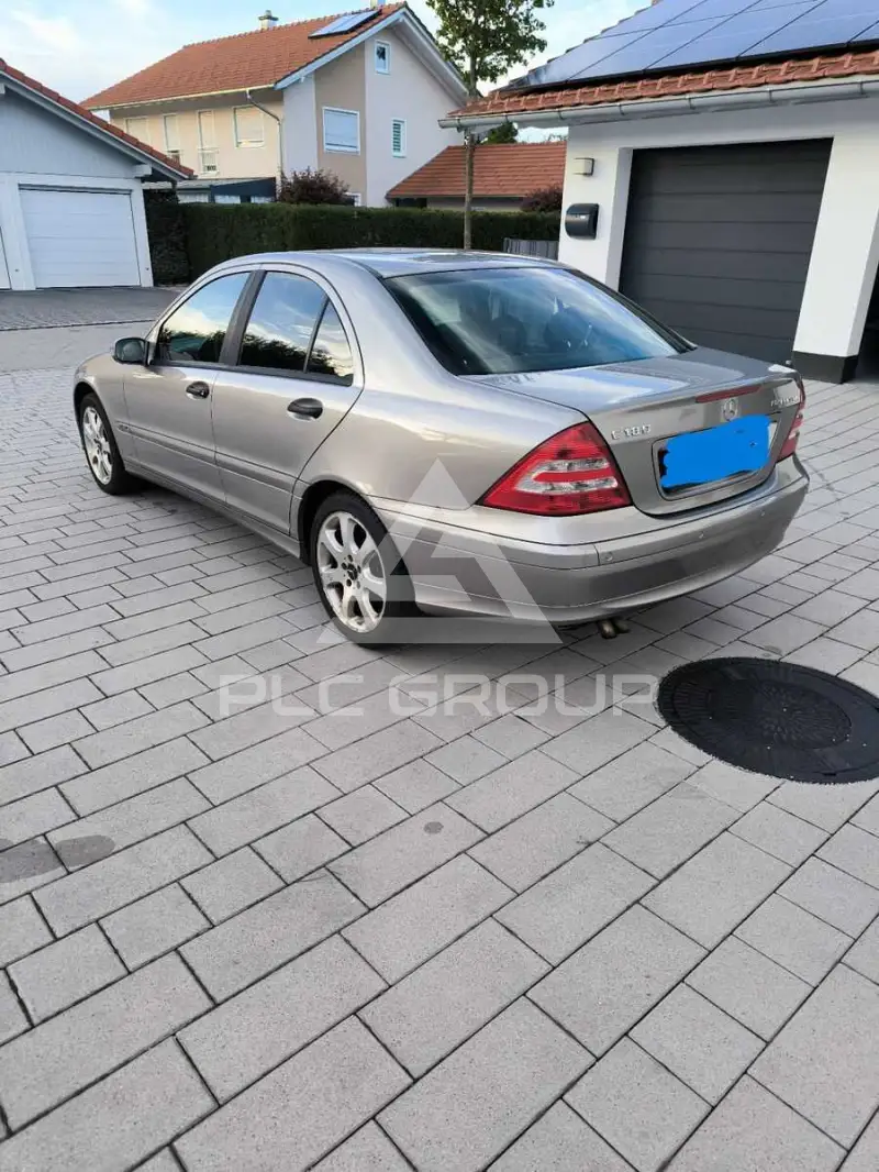 2004 Mercedes Benz C 180