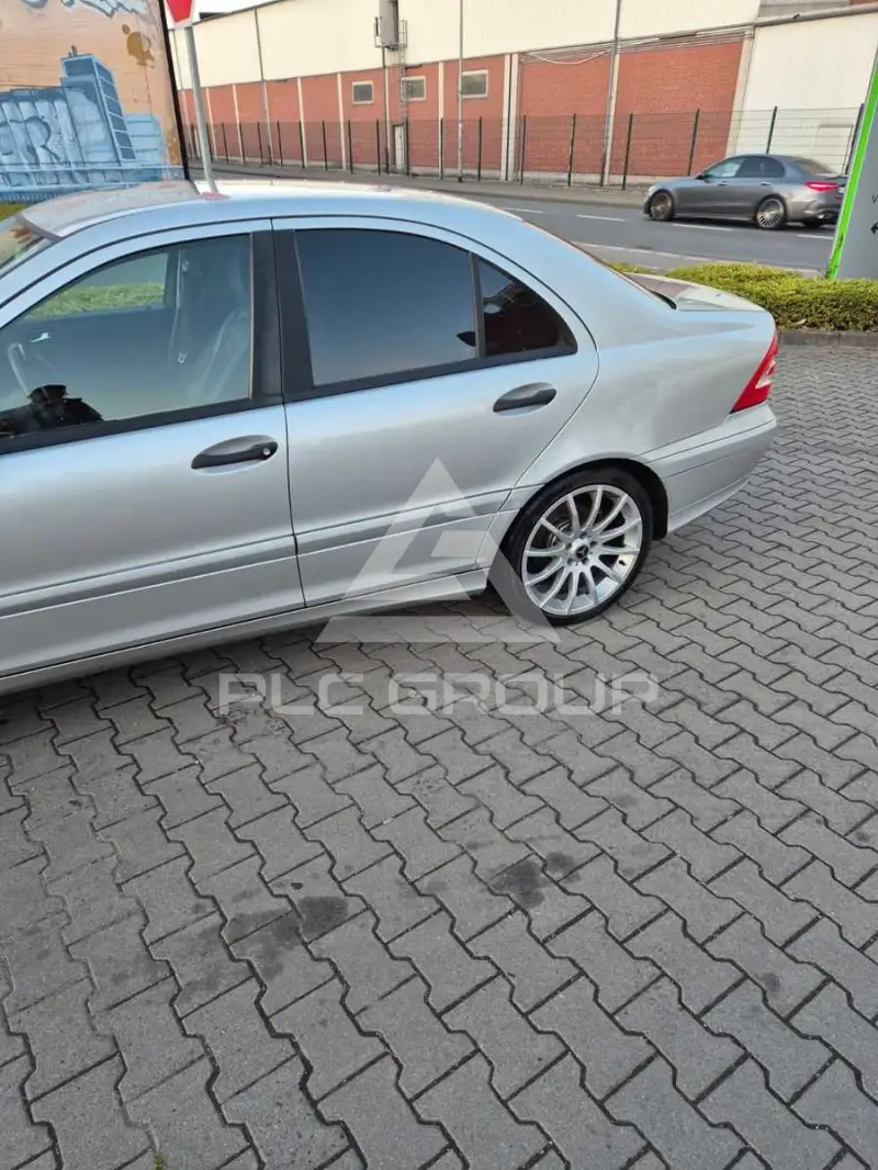 2004 Mercedes Benz C 180