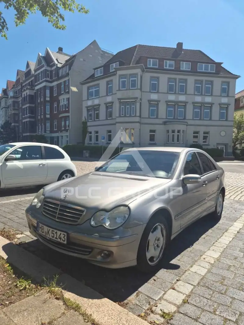 2004 Mercedes Benz C 180