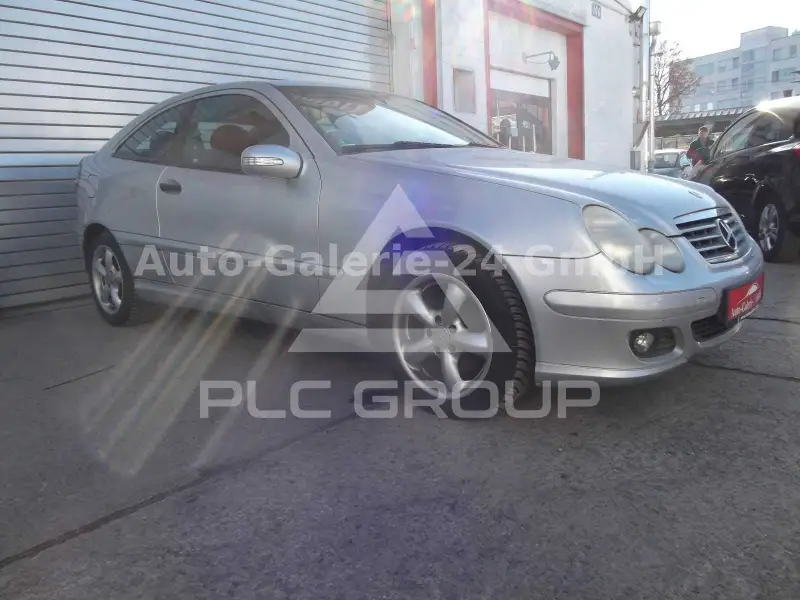 2004 Mercedes Benz C 180
