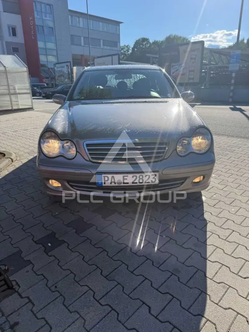 2004 Mercedes Benz C 180