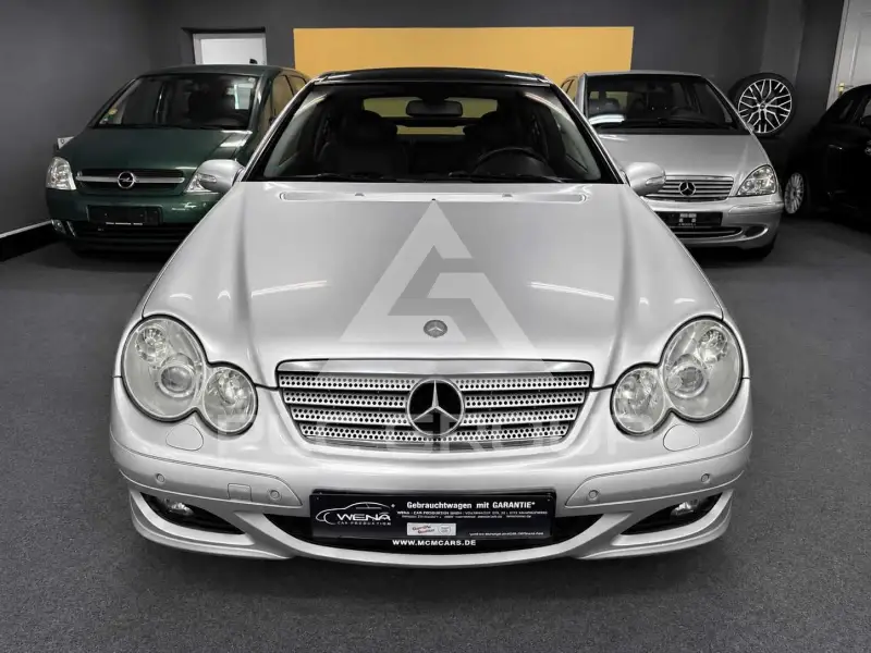2004 Mercedes Benz C 180