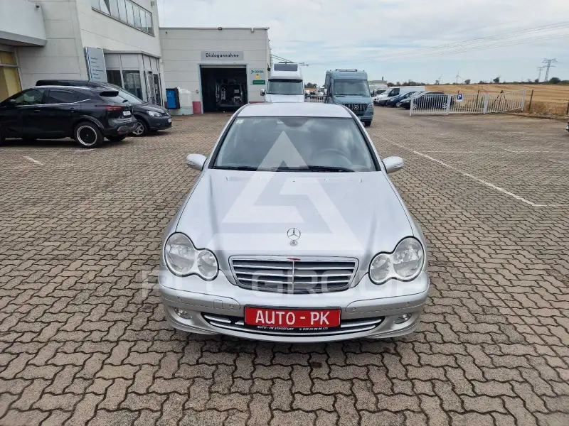 2004 Mercedes Benz C 180