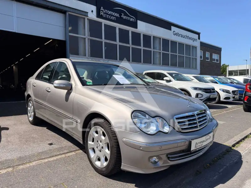 2004 Mercedes Benz C 180