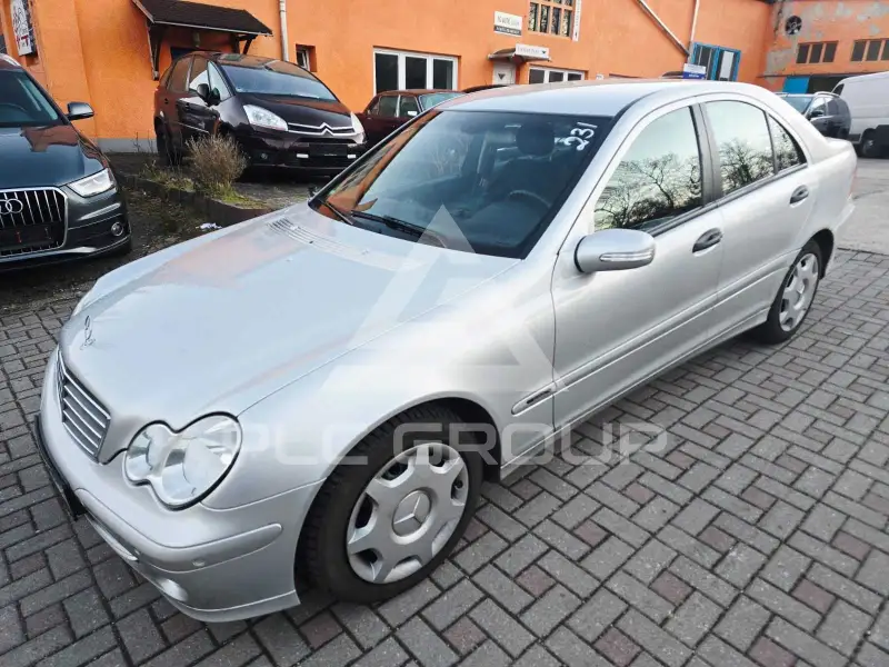 2004 Mercedes Benz C 180