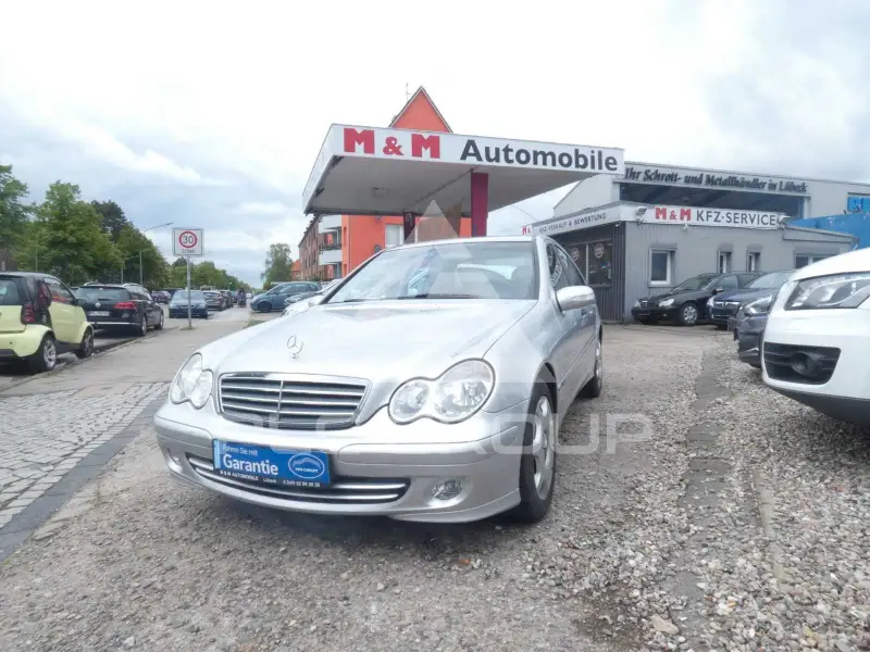 2004 Mercedes Benz C 180
