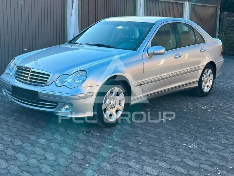 2004 Mercedes Benz C 180