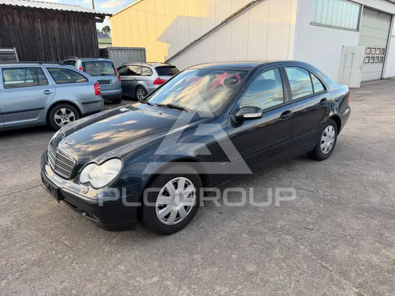 2004 Mercedes Benz C 180