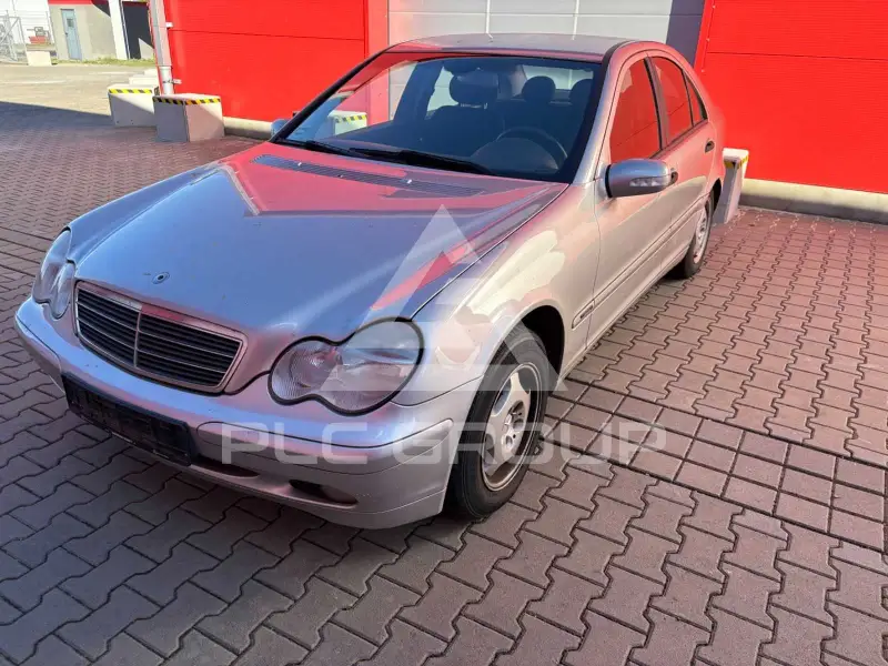 2004 Mercedes Benz C 180