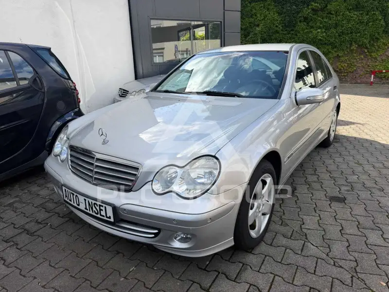 2004 Mercedes Benz C 180