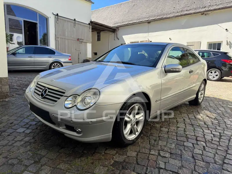 2004 Mercedes Benz C 180