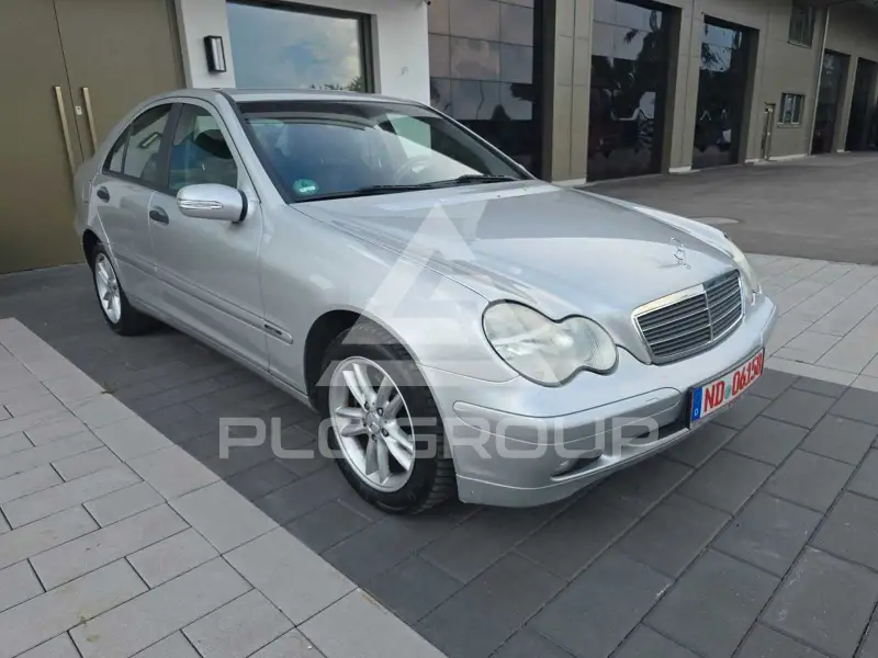 2004 Mercedes Benz C 180