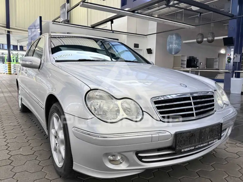 2004 Mercedes Benz C 180
