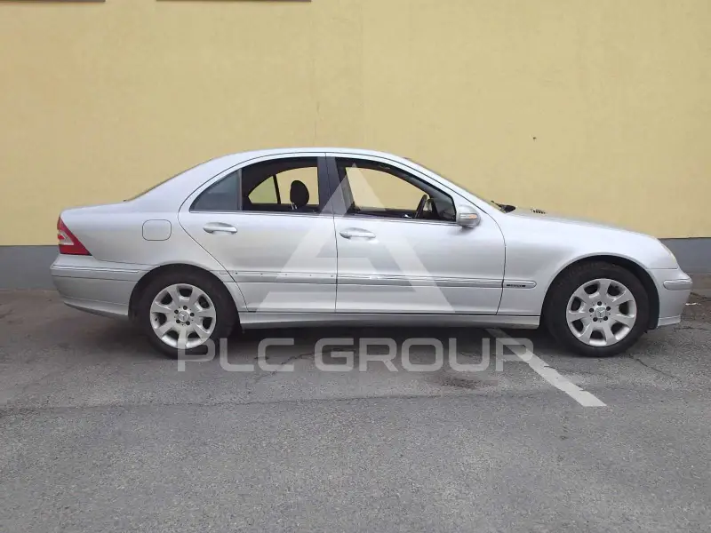 2004 Mercedes Benz C 180