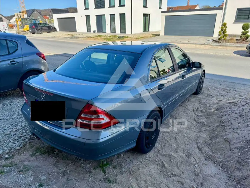 2004 Mercedes Benz C 180