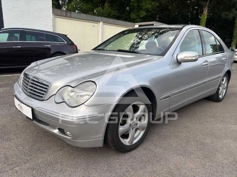 2004 Mercedes Benz C 180