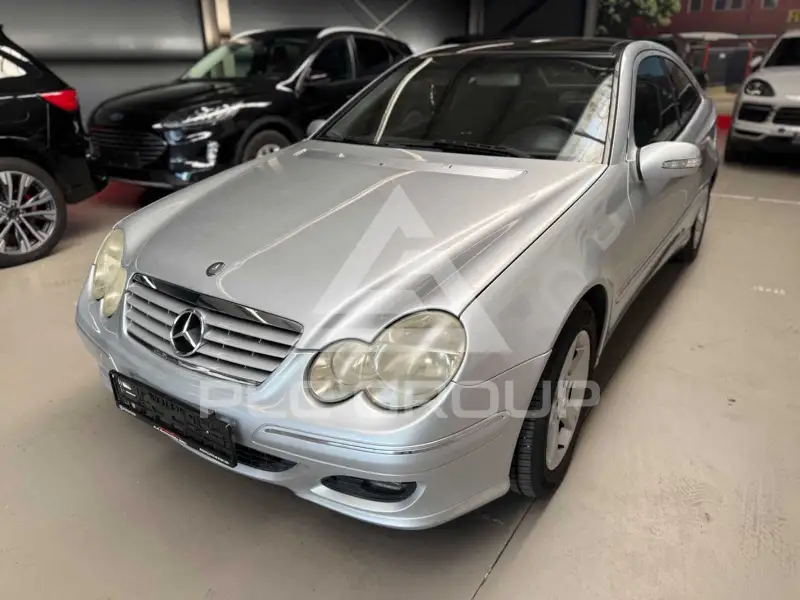 2004 Mercedes Benz C 180