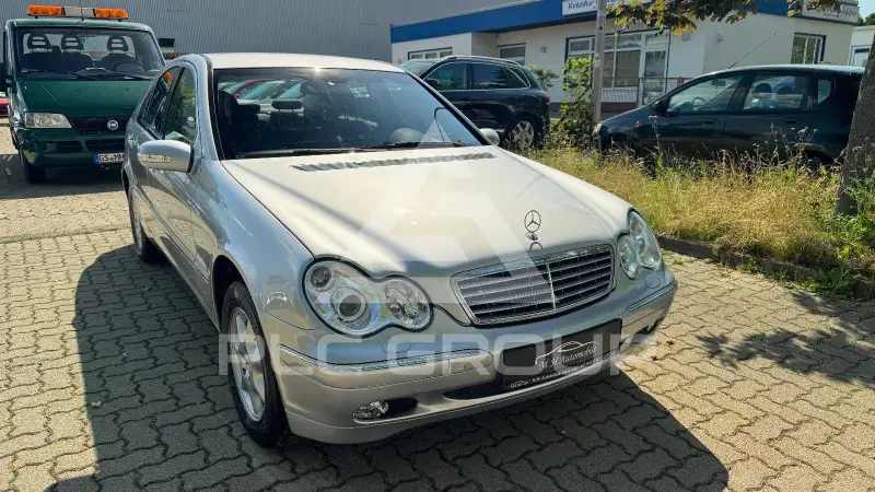 2004 Mercedes Benz C 180