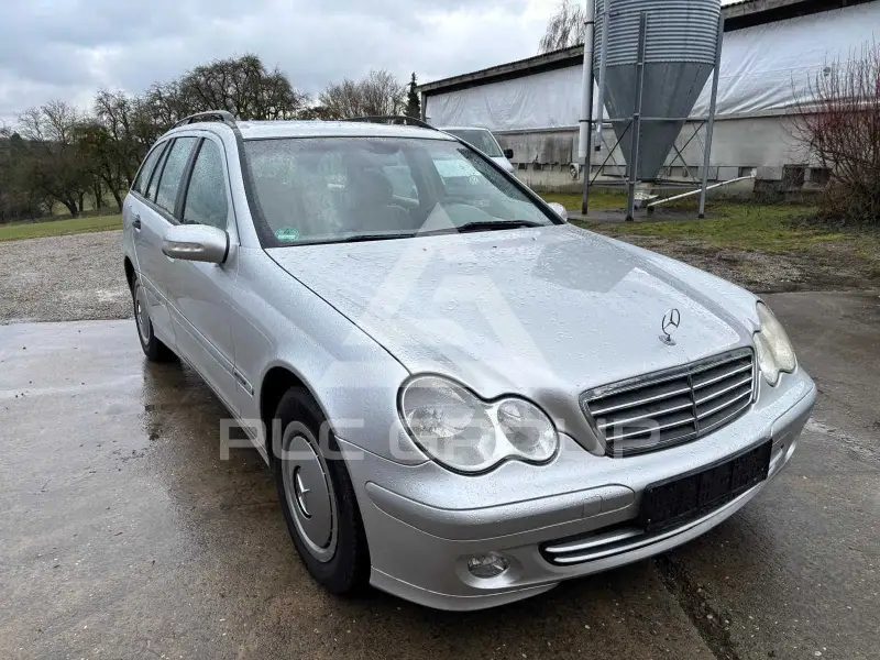 2004 Mercedes Benz C 200