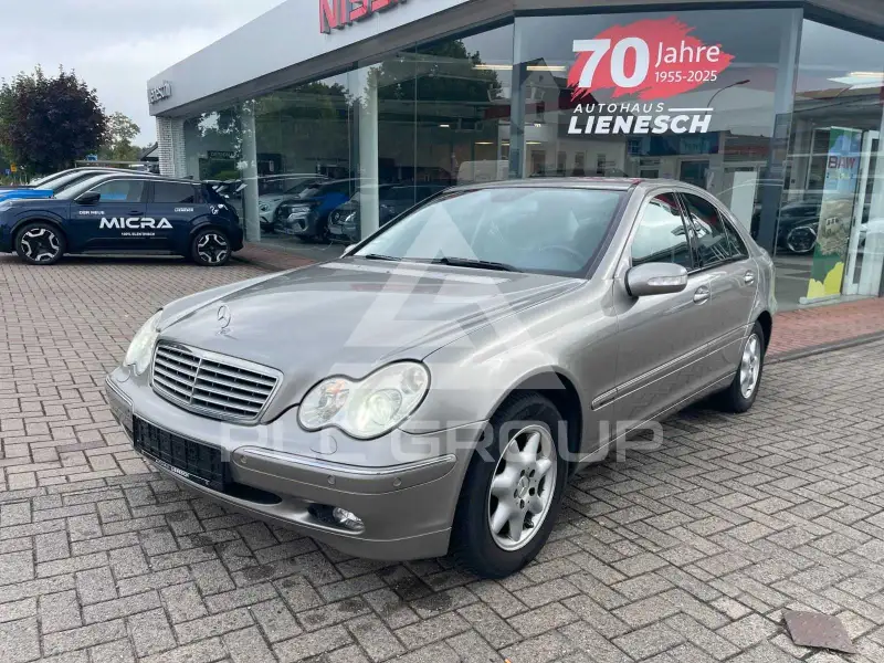 2004 Mercedes Benz C 200