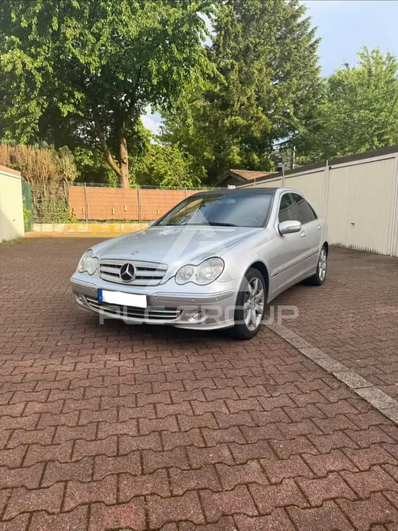 2004 Mercedes Benz C 200