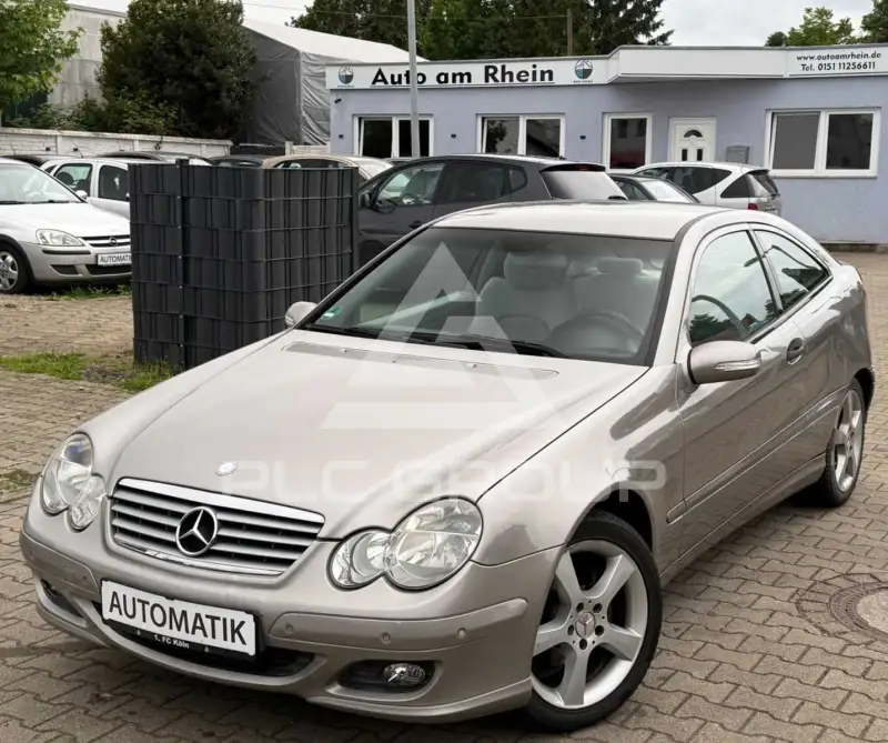 2004 Mercedes Benz C 200