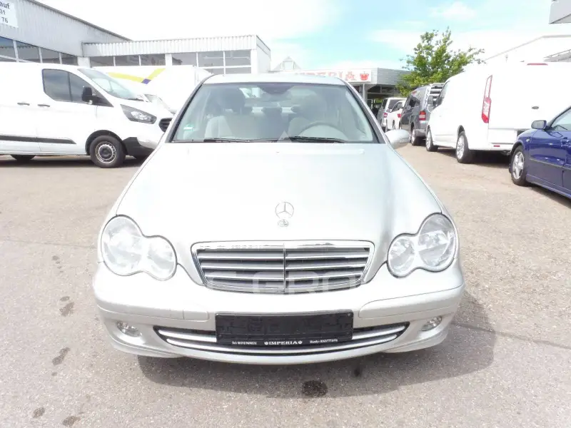 2004 Mercedes Benz C 200