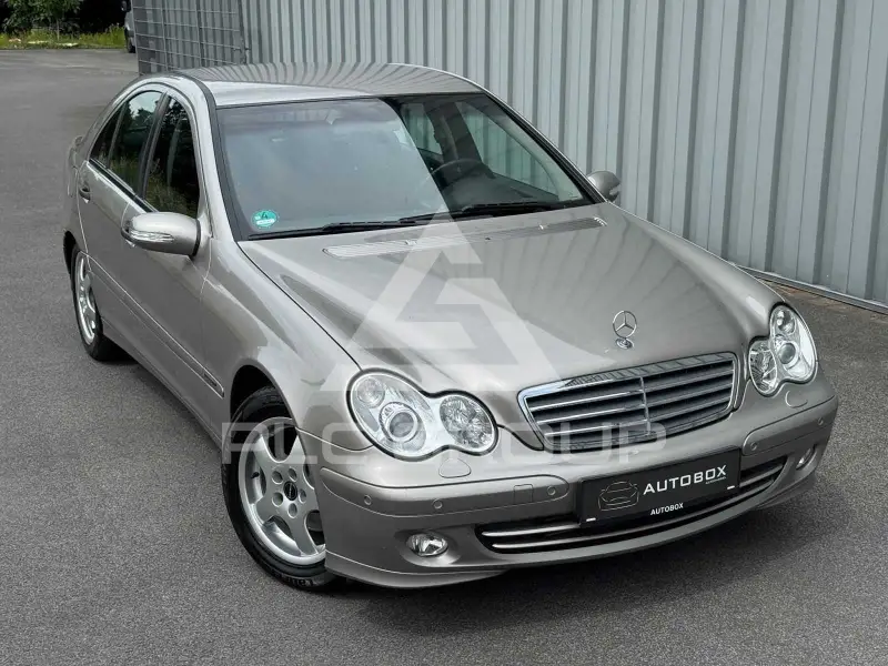 2004 Mercedes Benz C 200
