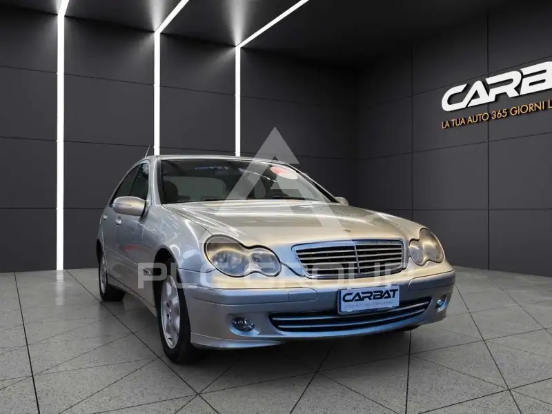 2004 Mercedes Benz C 200